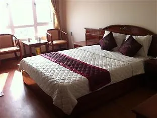 Eden Hotel 2*